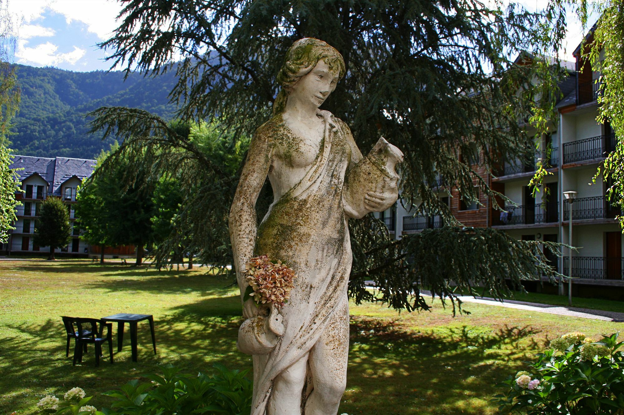Residence Les Jardins De Ramel By Popinns Bagnères-de-Luchon Exteriér fotografie